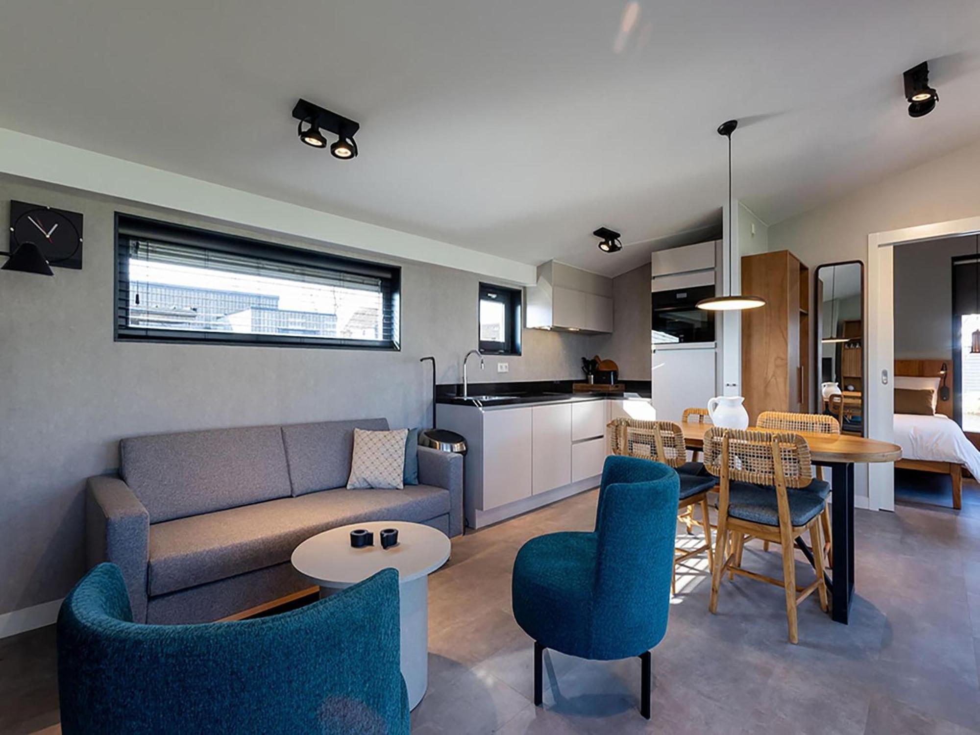 Luxury Docklodge On The Water Delfstrahuizen Exterior foto