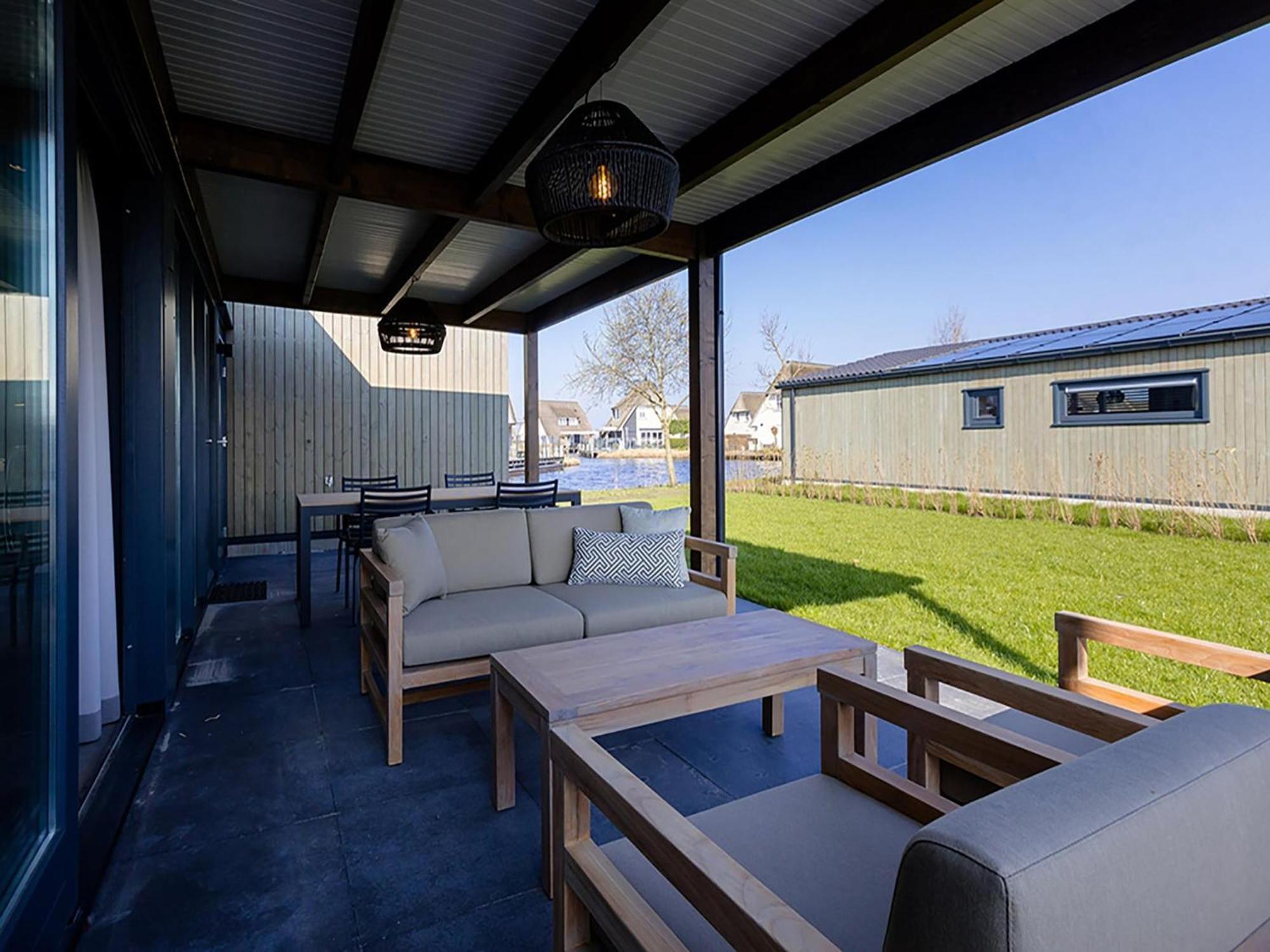 Luxury Docklodge On The Water Delfstrahuizen Exterior foto
